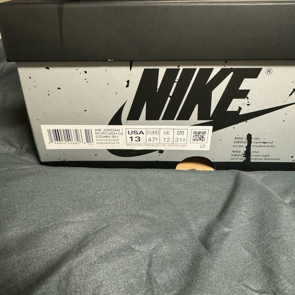 Size 13 - Jordan 1 Retro OG High Washed Black - Picture 5 of 7